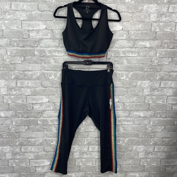 NY & Company High-Waisted Pocket Capri Legging Set - Rainbow-Stripe - Picture 2 of 16